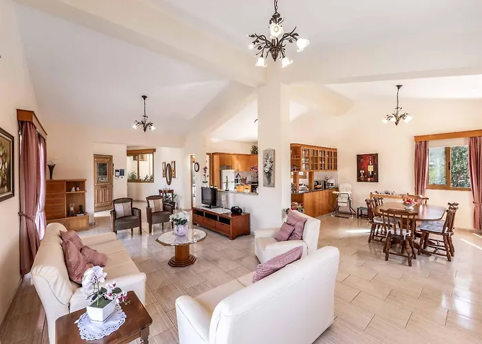 Michaela Villa Lací